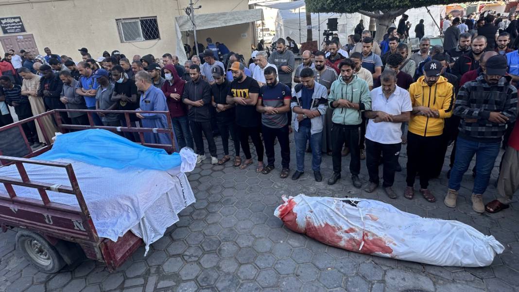 Gazze kan ağlıyor... Savaşın on beşinci gününde kahreden görüntüler 3